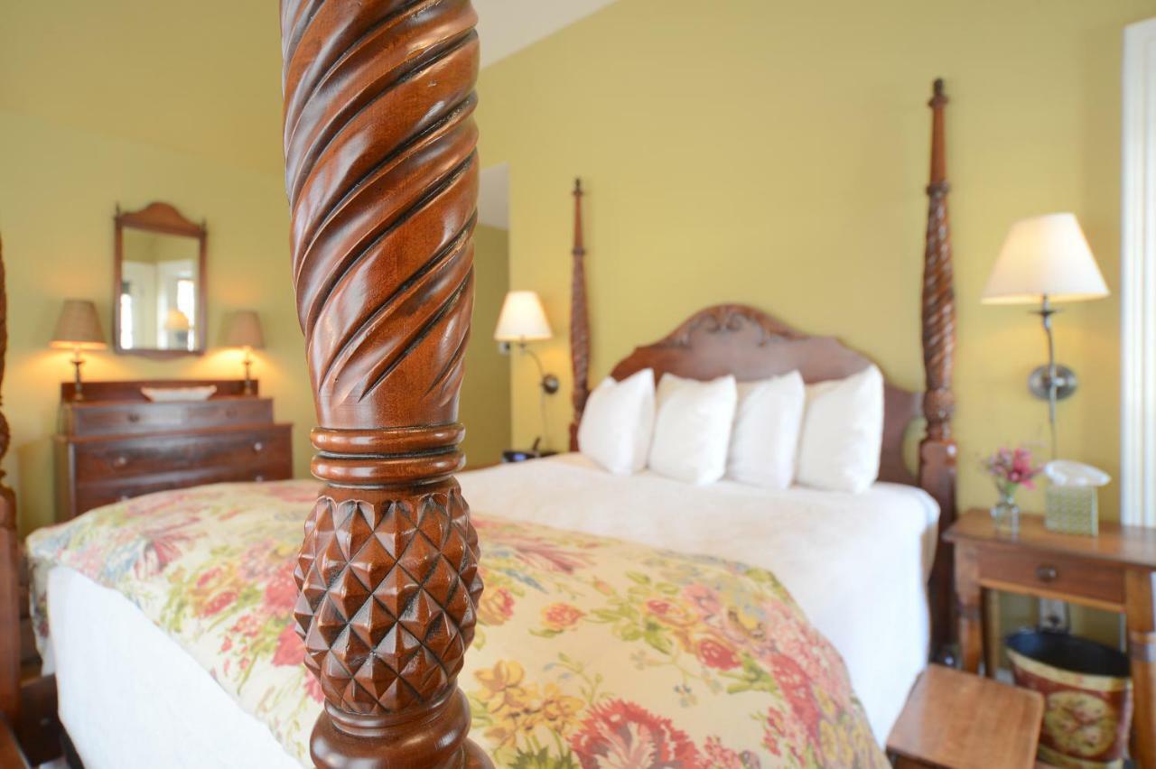 The Springwater Bed And Breakfast Саратога-Спрингс Экстерьер фото